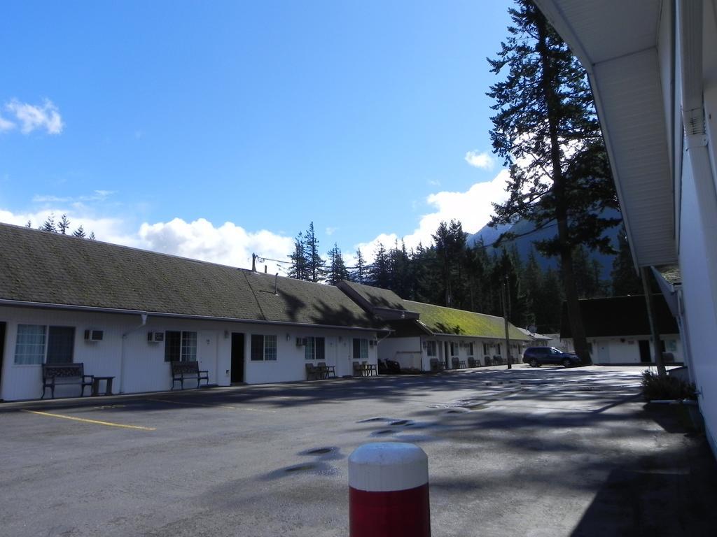Skagit Motel Хоуп Экстерьер фото