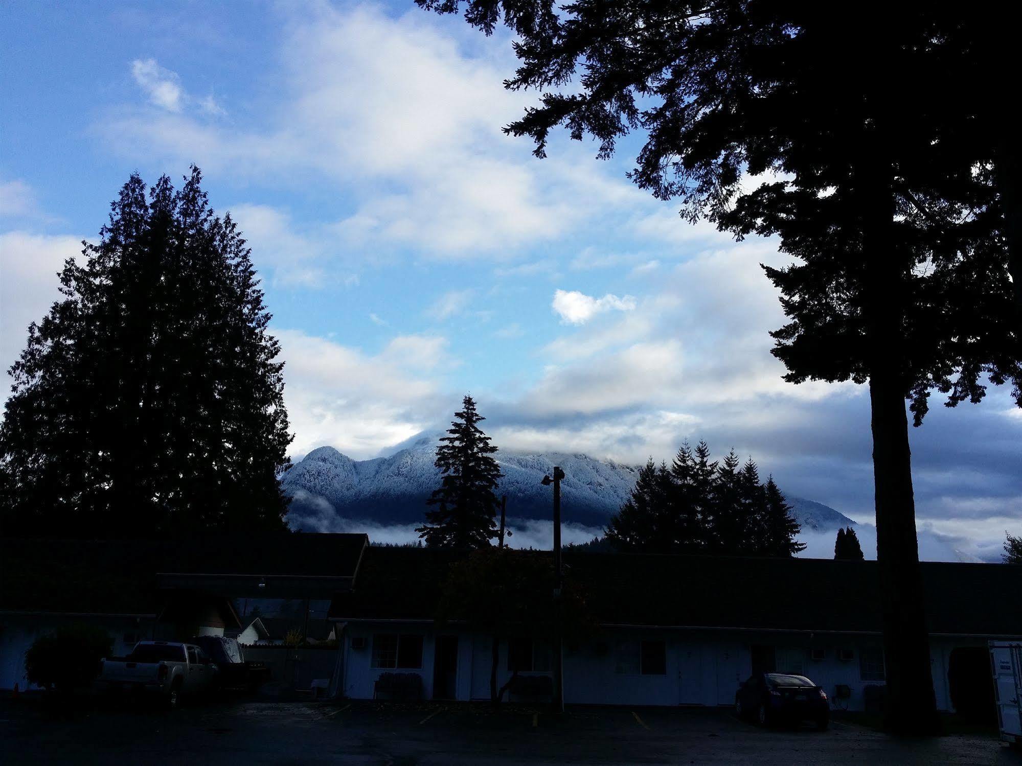 Skagit Motel Хоуп Экстерьер фото
