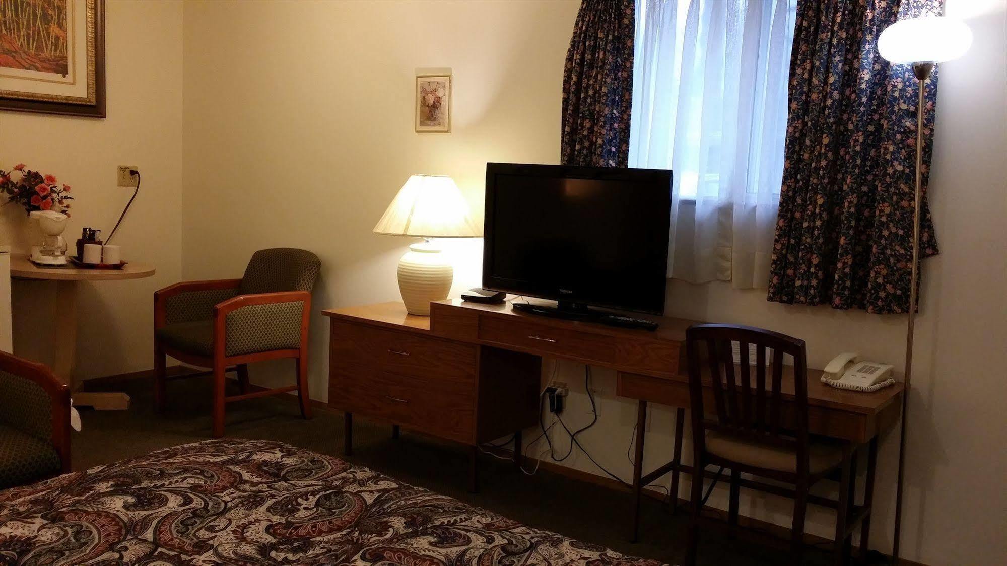 Skagit Motel Хоуп Экстерьер фото